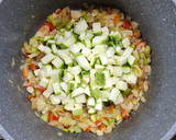 Foto del paso 2 de la receta: 🥧🍅🍆🧅Tarta de verduras de estación con masa integral con mix de semillas y levadura 🧅🍆🍅🥧