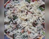 A picture of step 4 of Chicken pizza.