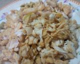 A picture of step 2 of Chicken Spring Roll.