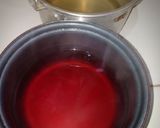 Foto langkah ke 4 dari resep Agar-agar selasih strawberry Coco seaweed 🍮.