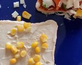 A picture of step 2 of Double decker bread pizza.