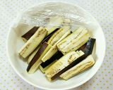 Hình bước làm 4 của món Cà Tím Trộn Gia Vị 가지무침 (Món Chay)