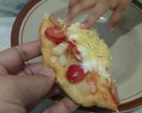 Foto langkah ke 7 dari resep Pizza murah meriah.