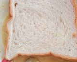 A picture of step 2 of Super soft bread sandwich.