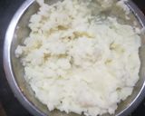 Foto del paso 1 de la receta: Bombas de papa rellenas de carne a la pizza