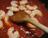 A picture of step 2 of Paccheri con gamberi al pomodoro.