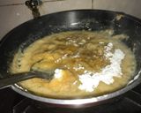 A picture of step 4 of Wheat Halwa.