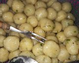 Foto langkah ke 4 dari resep Cilok Mie lembut empuk.
