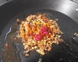 Foto del paso 3 de la receta: Arroz de butifarra de huevo y ajos tiernos