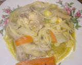 Foto del paso 3 de la receta: Sopita de patitas de pollo con verduras