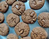 A picture of step 9 of Choco chunk cookies.
