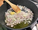 Une image de l'étape 9 de Courgettes, poivrons et tomates à l'agneau et épices.