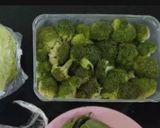 Foto langkah ke 1 dari resep Sup Brokoli Ayam.