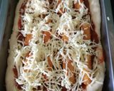 Foto langkah ke 8 dari resep Pizza Homemade 🍕.