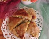 Foto langkah ke 5 dari resep Martabak Telur Kornet.