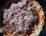 Foto langkah ke 3 dari resep Pizza teflon ala saya.