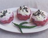 A picture of step 8 of Sooji Dhokla with icing.