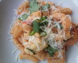 A picture of step 4 of Prawn and Vodka Pasta.