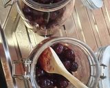 A picture of step 1 of Cherry gin 🍒🍹.