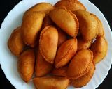 A picture of step 8 of গুজিয়া (Gujia) Shila day mandal.