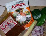 Foto langkah ke 1 dari resep Kare Ayam with Kentang dan Tempe.