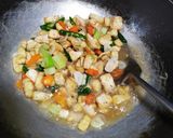 Foto langkah ke 2 dari resep Tumis Tahu bydeesawitri.
