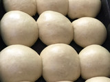 Bread rolls or buns bread
