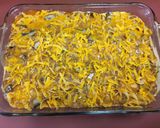 A picture of step 4 of Lee's Cheesey Beef Noodle Casserole.