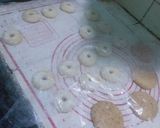 Foto langkah ke 4 dari resep Donat Pizza.
