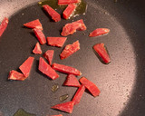 Foto del paso 2 de la receta: Tortilla de acelgas con jamón muy fácil y rica en hierro