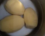 A picture of step 1 of Farali Aloo Chivda.