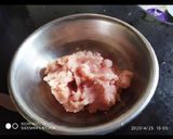 A picture of step 2 of Porcupine Chicken Balls.