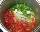 Foto del paso 1 de la receta: Patatas a la huerta