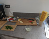 A picture of step 1 of Seafood linguine.