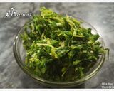 A picture of step 4 of Green Garlic Chutney.