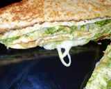 சீஸீ பிரட் ஆம்லெட் ரெசிபி ஸ்டேப் 7 புகைப்படம்