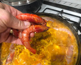 Foto del paso 7 de la receta: Arroz con pollo y gambas al aroma de tomillo