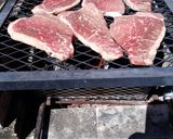 A picture of step 2 of Bottom Round Steak.