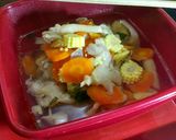 Foto langkah ke 4 dari resep Sop jamur tiram wortel jagung muda.