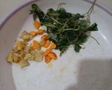 Foto langkah ke 1 dari resep Wedang Sirih Cina Kunyit Asem.