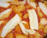 A picture of step 3 of Baccalà alla livornese.