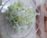 Foto del paso 4 de la receta: Pasta con crema de verdeo y pollo