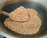 Foto langkah ke 2 dari resep Kaldu Udang Bubuk (dari ampas petis).