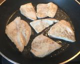 Kapros-túrós csirkemell recept fázis 3 fotója