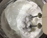 Foto langkah ke 1 dari resep Meringue.