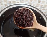 Foto langkah ke 4 dari resep Bubur Ketan Hitam.
