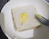 Foto langkah ke 9 dari resep Bread Toast with Creamy Beef and Vegetable Ragù.