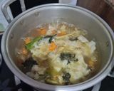 Foto langkah ke 4 dari resep Sop Ayam atau Bakso Gurih Simpel.