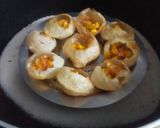 A picture of step 4 of Pizza panipuri.