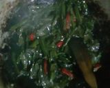 Foto langkah ke 3 dari resep Tumis Genjer Saos Tiram.